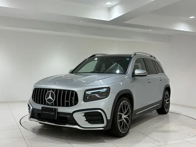 Mercedes-Benz AMG GLB photo 1