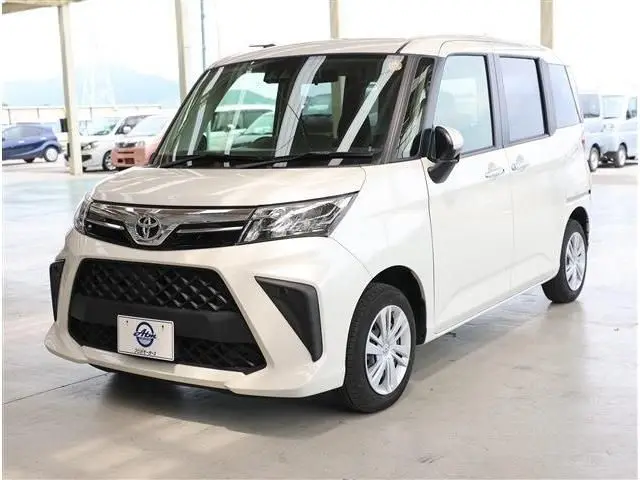 Toyota Roomy fotoğraf 1
