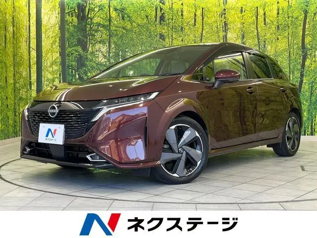 Nissan Aura