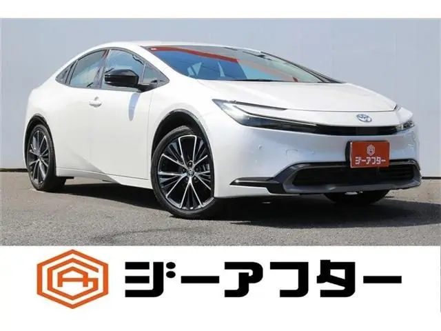 Toyota Prius fotoğraf 1