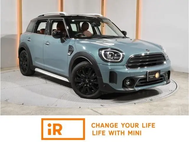 MINI Crossover