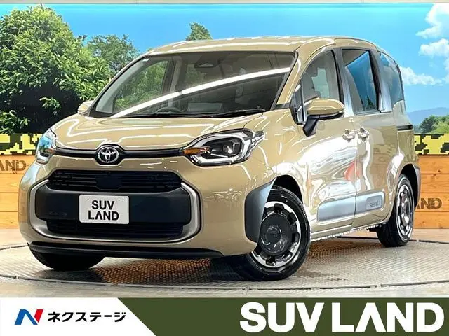 Toyota Sienta photo 1