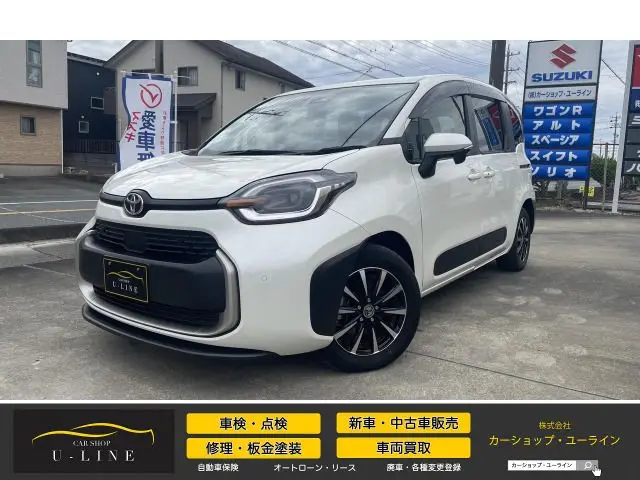 Toyota Sienta photo 1