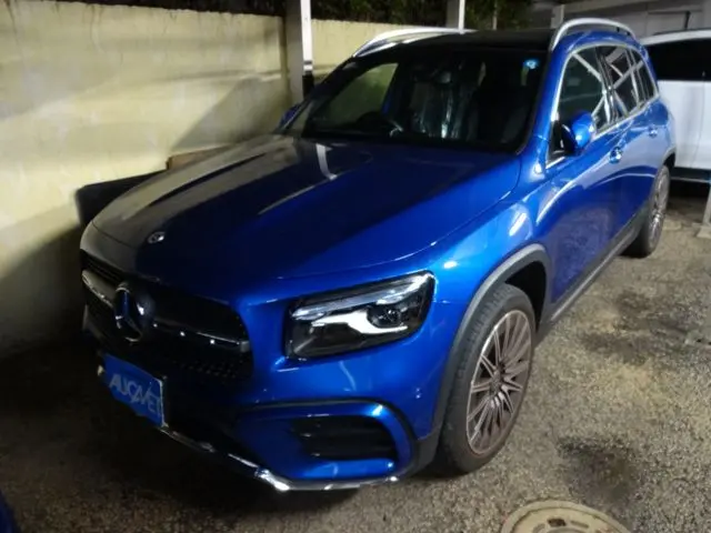 Mercedes-Benz GLB-Class fotoğraf 1
