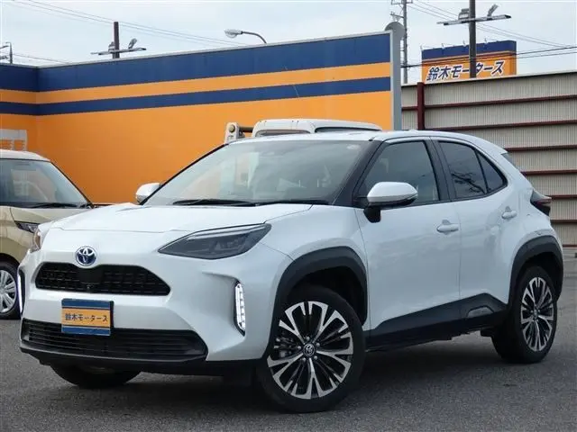 Toyota Yaris Cross Hybrid photo 1