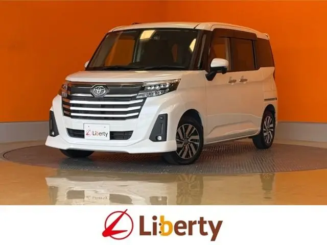 Toyota Roomy photo 1