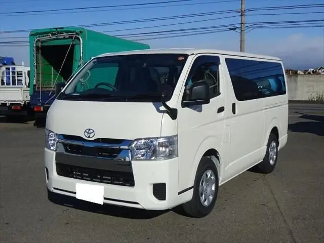 Toyota Hiace photo 1