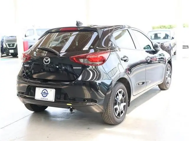 Mazda 2 fotoğraf 5