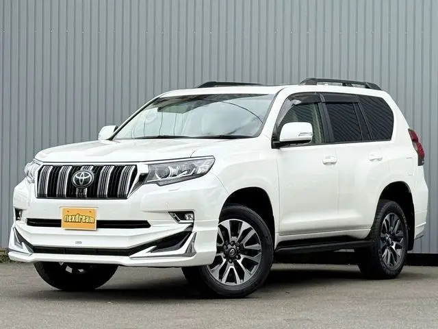 Toyota Land Cruiser Prado photo 1