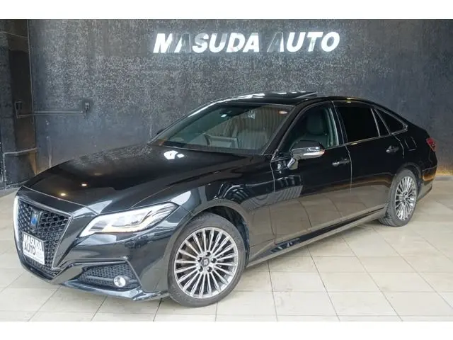 Toyota Crown Hybrid