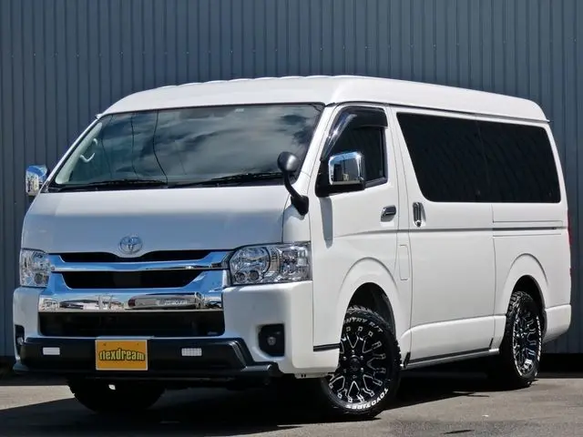 Toyota Hiace Wagon photo 1