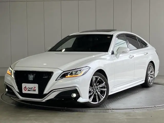 Toyota Crown Hybrid