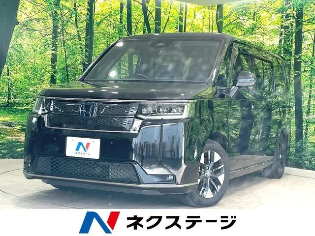 Honda Stepwagon Spada fotoğraf 1