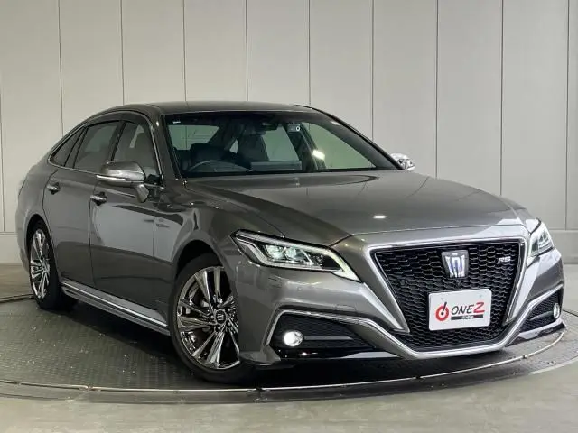 Toyota Crown Hybrid