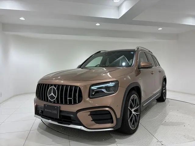 Mercedes-Benz AMG GLB photo 1