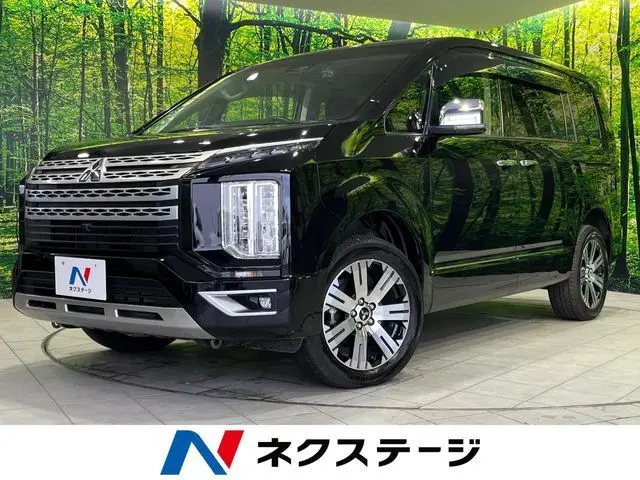 Mitsubishi Delica D:5