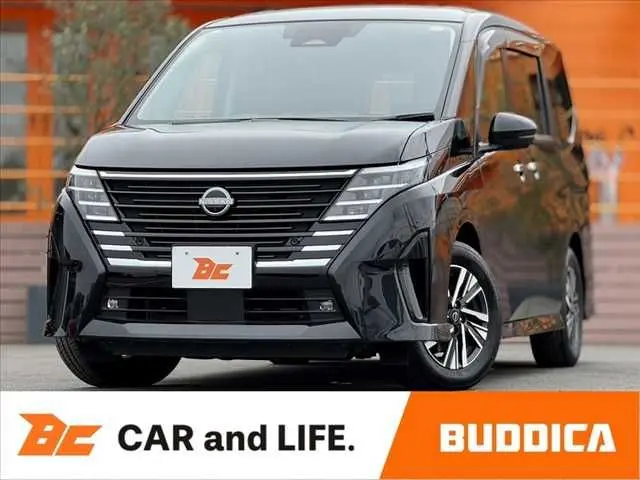 Nissan Serena fotoğraf 1