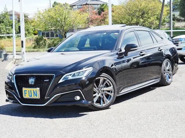 Toyota Crown Hybrid