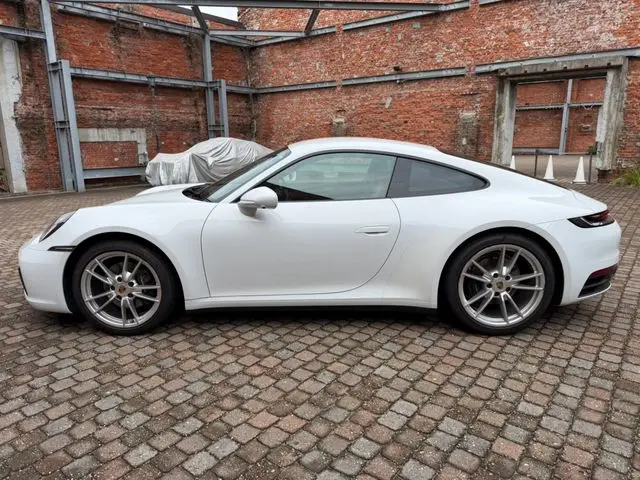 Porsche 911 photo 3