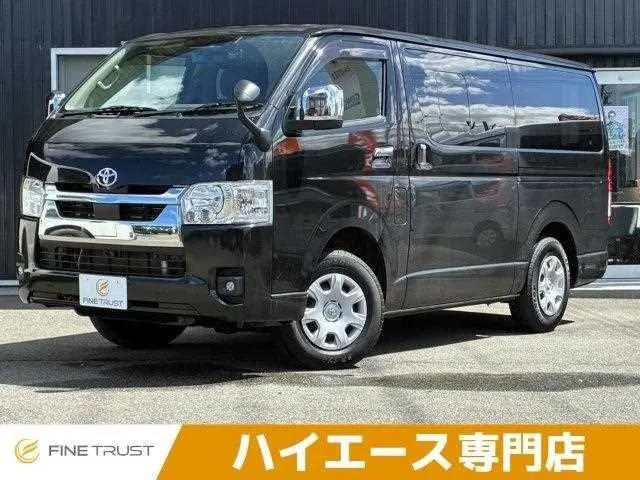 Toyota Hiace Van fotoğraf 1