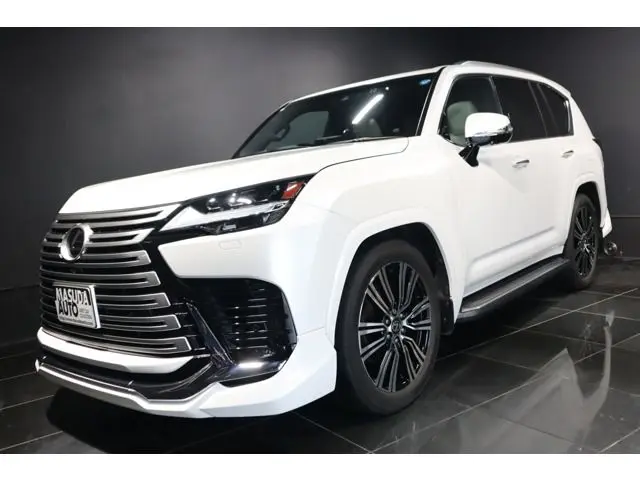 Lexus LX 600