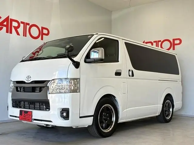 Toyota Hiace Van photo 1