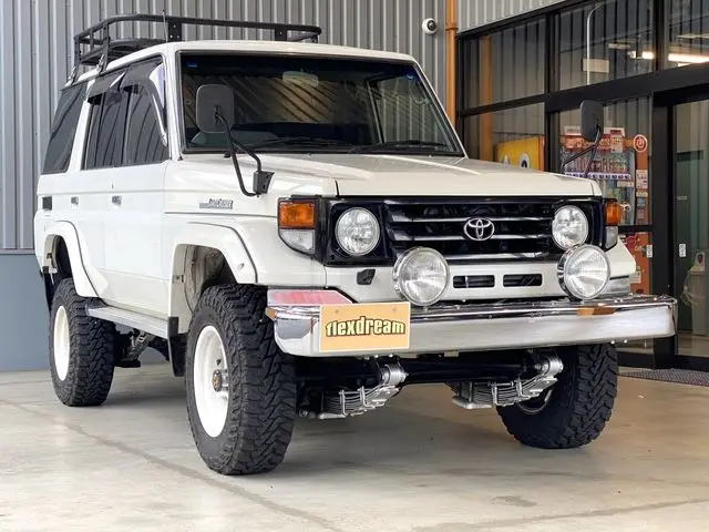 Toyota Land Cruiser Van