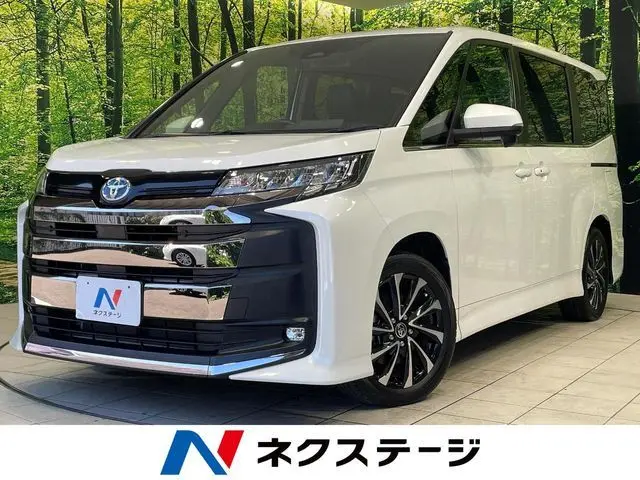 Toyota Noah fotoğraf 1