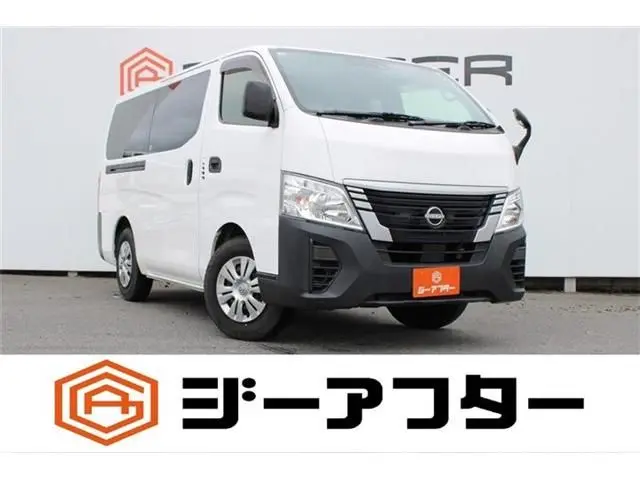 Nissan Caravan Van photo 1