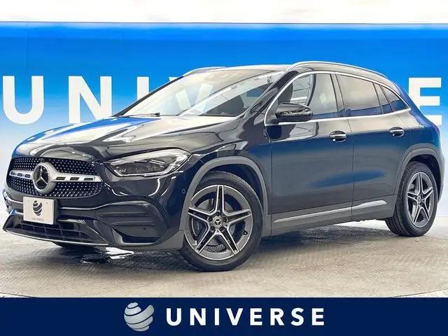 Mercedes-Benz GLA-Class fotoğraf 1