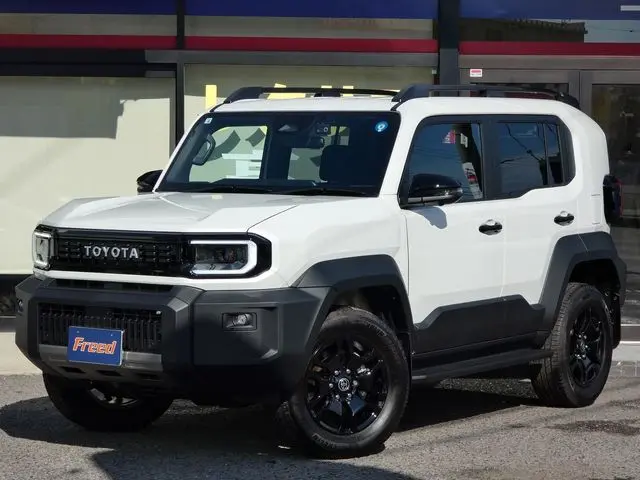 Toyota Land Cruiser FJ
