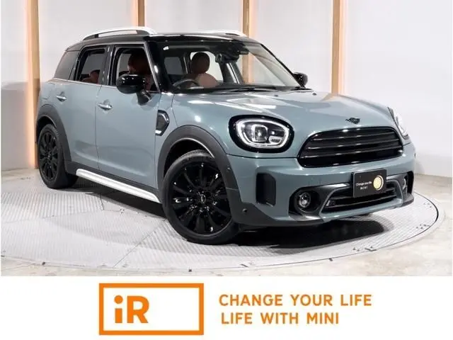 MINI Crossover