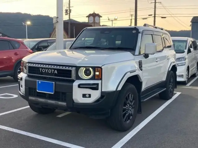 Toyota Land Cruiser 250 photo 1