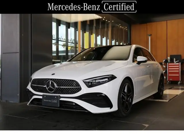 Mercedes-Benz A-Class fotoğraf 1