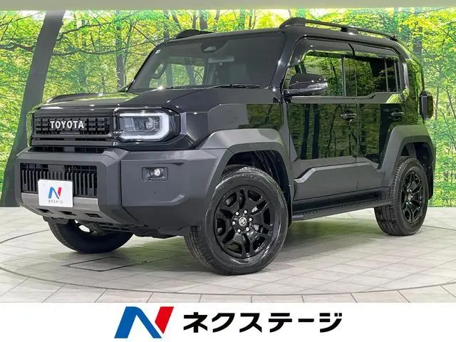 Toyota Land Cruiser FJ