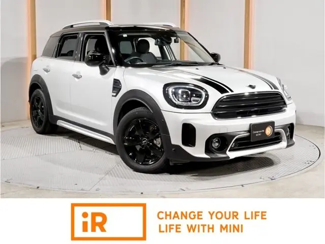 MINI Crossover