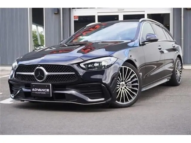 Mercedes-Benz C-Class fotoğraf 1