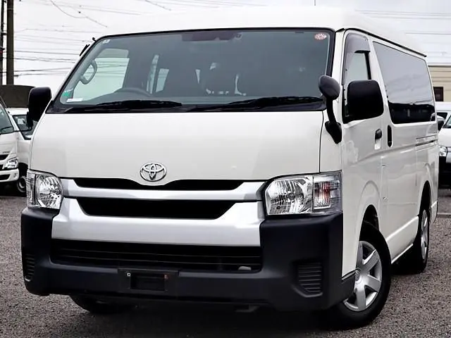Toyota Hiace photo 1