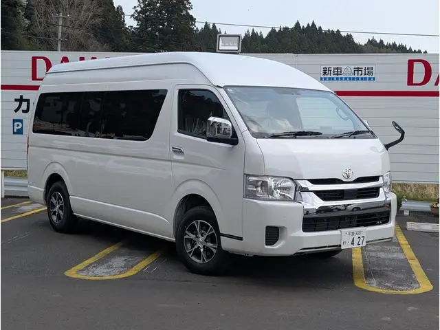 Toyota Hiace Wagon photo 1