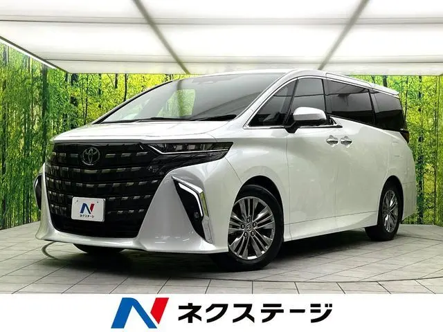 Toyota Alphard Hybrid photo 1
