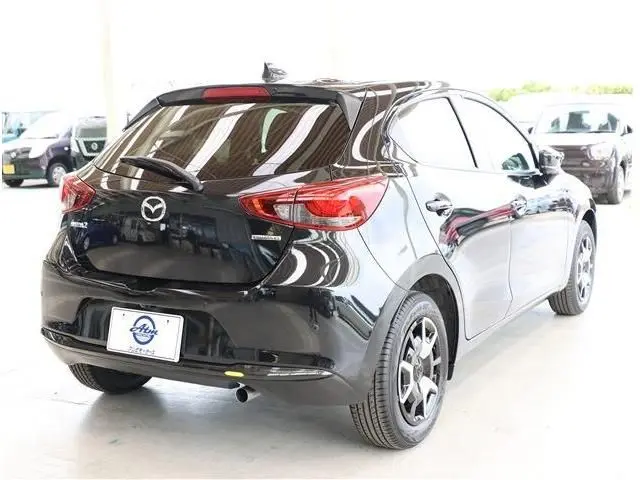 Mazda 2 photo 7