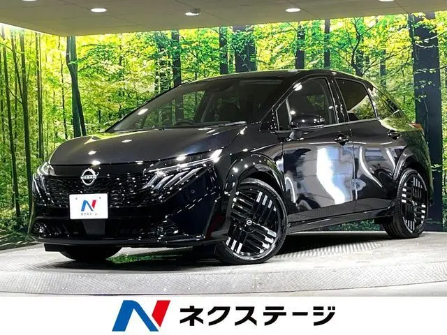 Nissan Aura