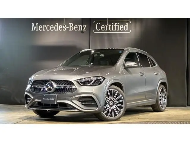 Mercedes-Benz GLA-Class photo 1