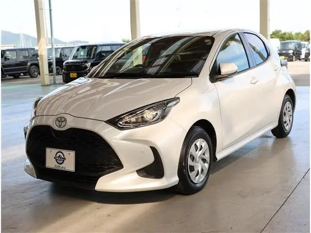 Toyota Yaris photo 1