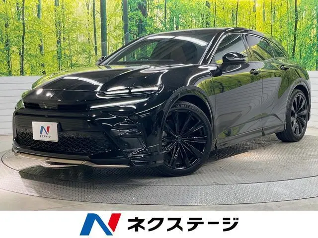 Toyota Crown Sport fotoğraf 1