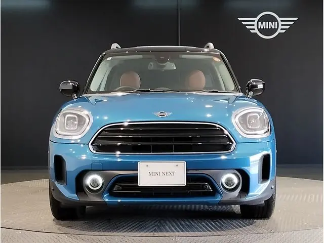MINI Crossover