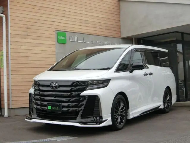 Toyota Vellfire Hybrid photo 1