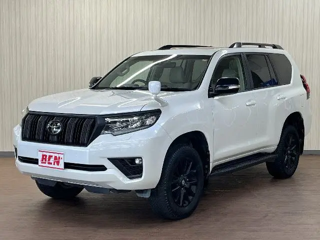 Toyota Land Cruiser Prado fotoğraf 1