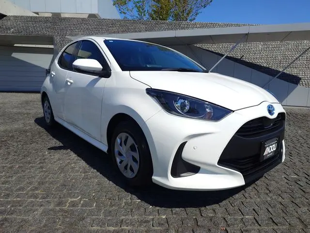 Toyota Yaris Hybrid