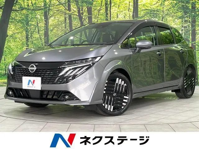 Nissan Aura